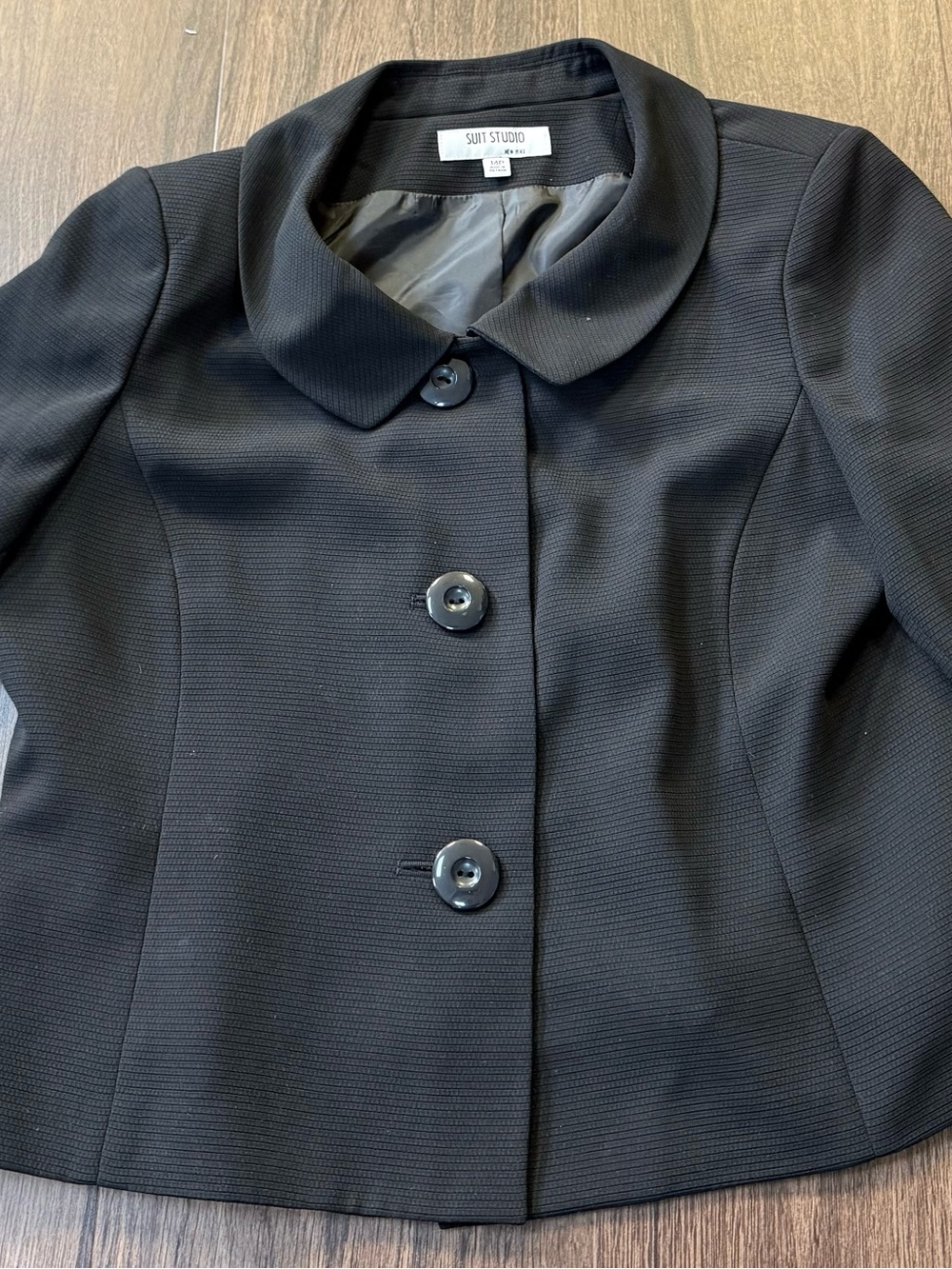 Suit Studio Black Women's Rounded Collar Button Front Blazer
